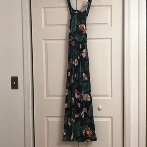 Women’s Lulus Banana Leaf Print Maxi Dress